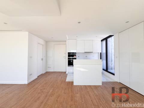 Apartamento T2 Venda em Cedofeita, Santo Ildefonso, Sé, Miragaia, São Nicolau e Vitória,Porto