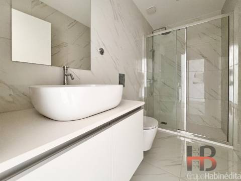 Apartamento T2 Venda em Cedofeita, Santo Ildefonso, Sé, Miragaia, São Nicolau e Vitória,Porto