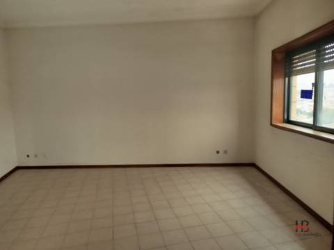 Apartamento T0 Venda em Fiães,Santa Maria da Feira