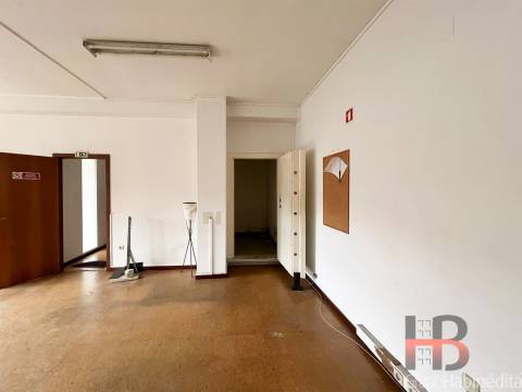 Escritório  Venda em Gondomar (São Cosme), Valbom e Jovim,Gondomar