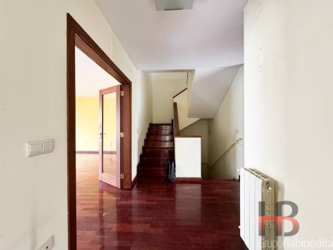 Moradia Geminada T4+1 DUPLEX Venda em Campanhã,Porto