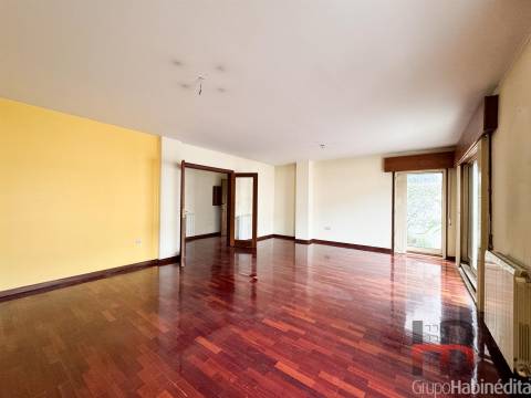 Moradia Geminada T4+1 DUPLEX Venda em Campanhã,Porto