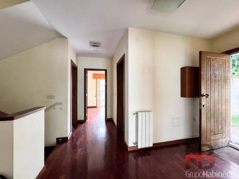 Moradia Geminada T4+1 DUPLEX Venda em Campanhã,Porto