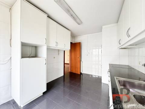 Moradia Geminada T4+1 DUPLEX Venda em Campanhã,Porto