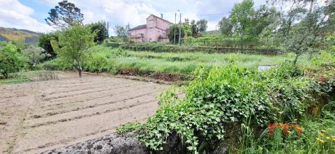 Terreno Urbano  Venda em Oliveira de Frades, Souto de Lafões e Sejães,Oliveira de Frades