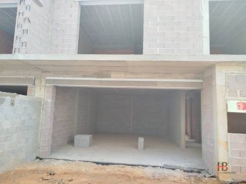 Moradia em Banda T3 Venda em Santa Maria da Feira, Travanca, Sanfins e Espargo,Santa Maria da Feira