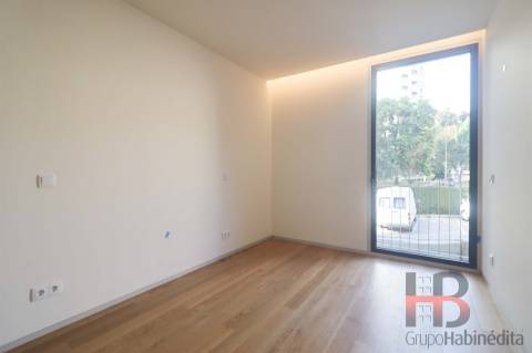 Novo Edifício no Bonfim, de T1 a T3 – Conclusão Fevereiro de  2025