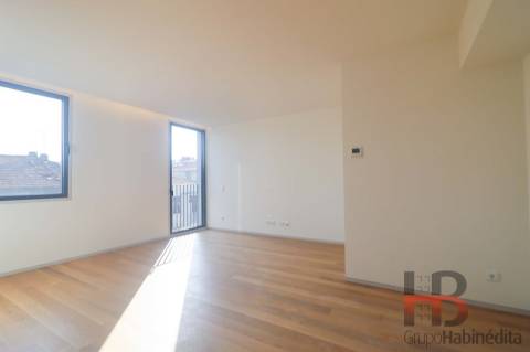 Novo Edifício no Bonfim, de T1 a T3 – Conclusão Fevereiro de  2025