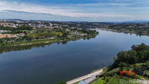 Lote de Terreno  Venda em Oliveira do Douro,Vila Nova de Gaia