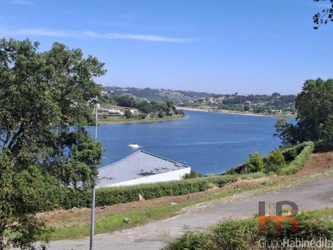Lote de Terreno  Venda em Oliveira do Douro,Vila Nova de Gaia