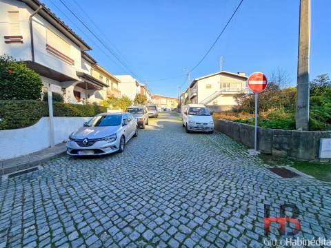 Lote de Terreno  Venda em Castêlo da Maia,Maia