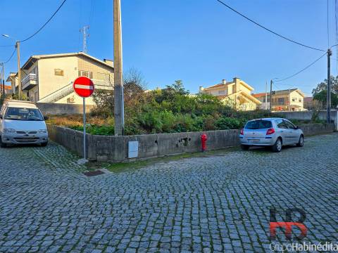 Lote de Terreno  Venda em Castêlo da Maia,Maia