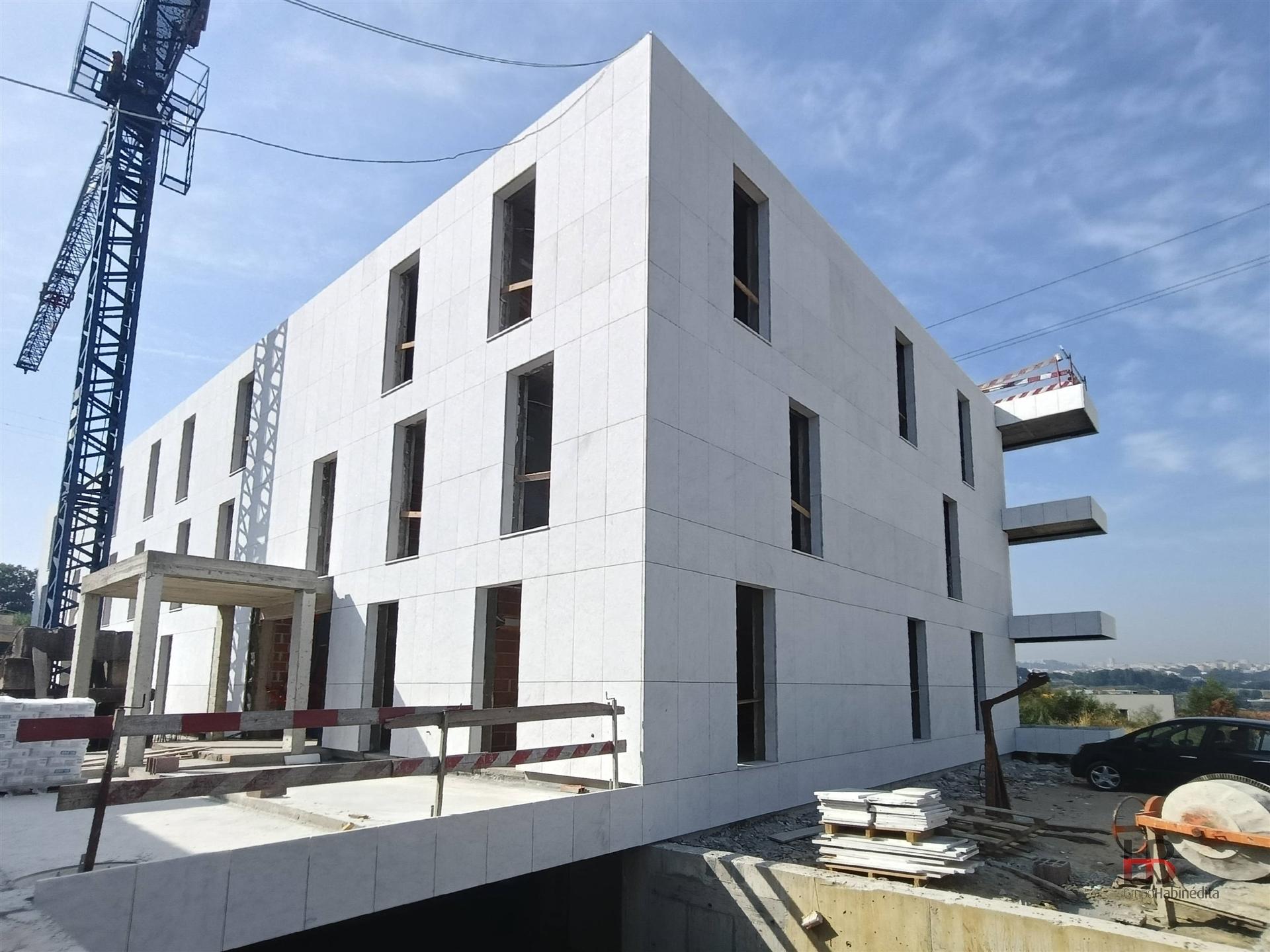 Apartamento T2 Exclusivo | Marina do Freixo | Design Sofisticado