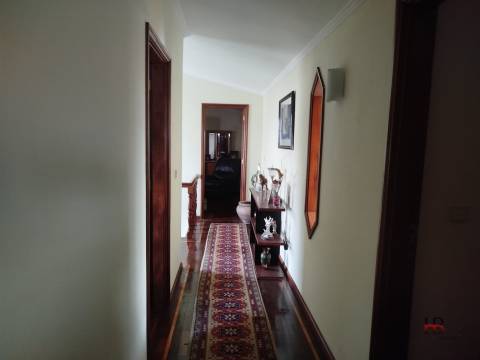 Moradia Isolada T3+1 Venda em Macieira de Sarnes,Oliveira de Azeméis