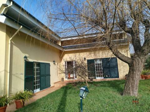 Moradia Isolada T3+1 Venda em Macieira de Sarnes,Oliveira de Azeméis