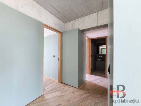 Apartamento T3. Cobertura. Boavista.