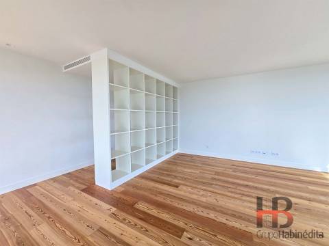 T4 de Luxo no Natura – Jardins da Efanor &#124; Último Piso com Terraço