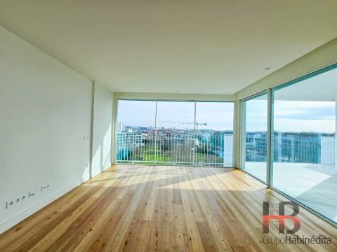 T4 de Luxo no Natura – Jardins da Efanor &#124; Último Piso com Terraço