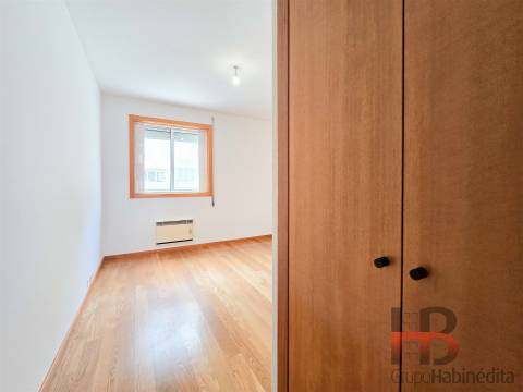 Apartamento T3 Arrendamento em Aldoar, Foz do Douro e Nevogilde,Porto