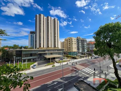 Apartamento T4 Venda em Lordelo do Ouro e Massarelos,Porto