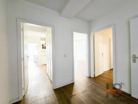 Apartamento T4 Venda em Lordelo do Ouro e Massarelos,Porto