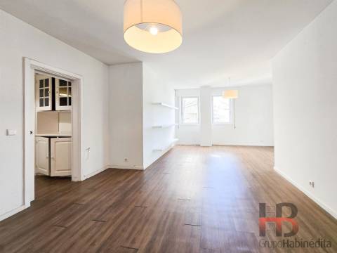 Apartamento T4 Venda em Lordelo do Ouro e Massarelos,Porto