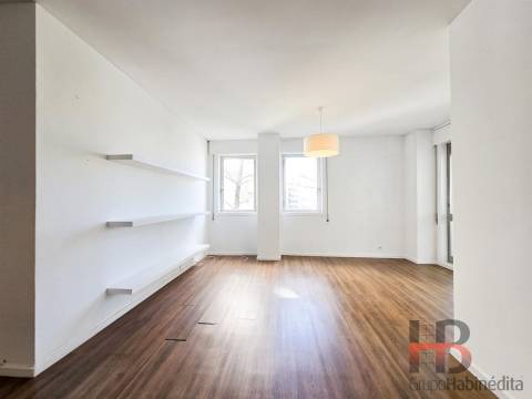 Apartamento T4 Venda em Lordelo do Ouro e Massarelos,Porto
