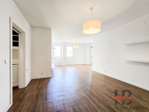 Apartamento T4 Venda em Lordelo do Ouro e Massarelos,Porto