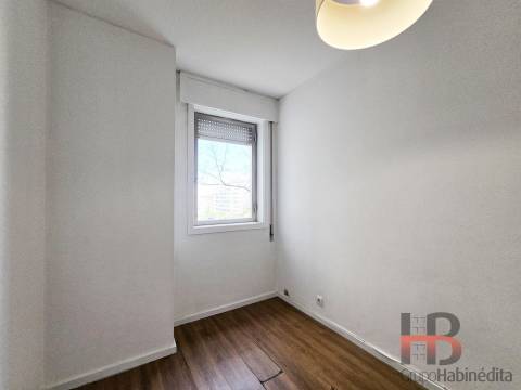 Apartamento T4 Venda em Lordelo do Ouro e Massarelos,Porto