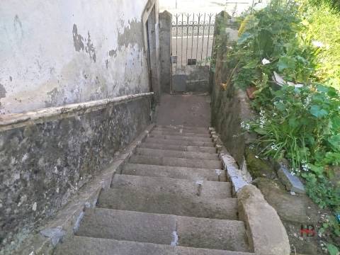 Moradia para Restaurar T5 Venda em Vila de Cucujães,Oliveira de Azeméis