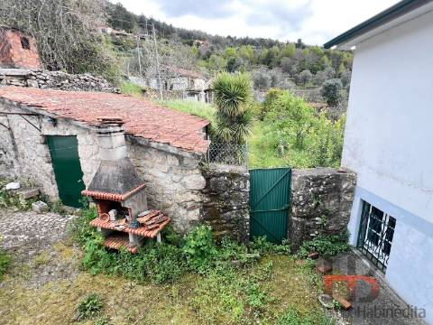 Moradia Rústica T5 Venda em Valadares,São Pedro do Sul