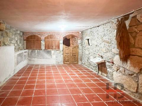 Moradia Rústica T5 Venda em Valadares,São Pedro do Sul