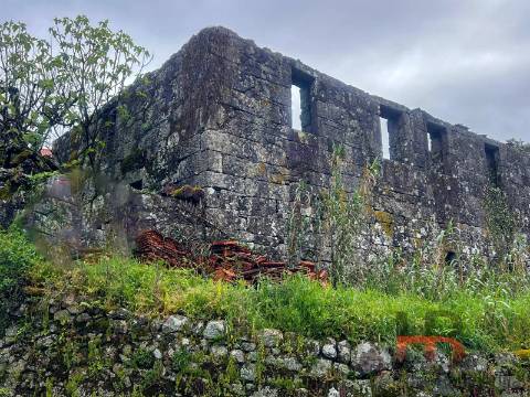Moradia T3 Venda em Cambra e Carvalhal de Vermilhas,Vouzela