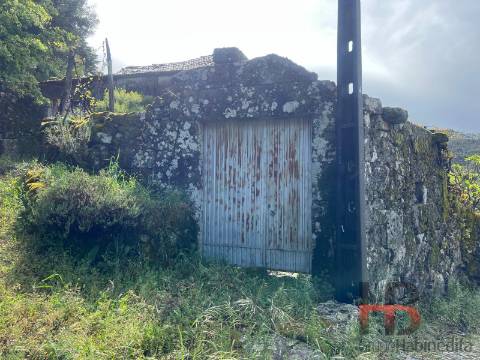 Moradia Rústica T3 Venda em Cambra e Carvalhal de Vermilhas,Vouzela