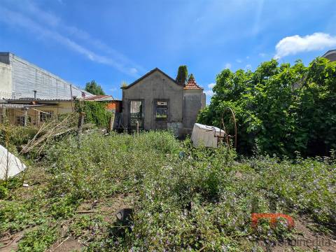 Moradia T5 Venda em Custóias, Leça do Balio e Guifões,Matosinhos