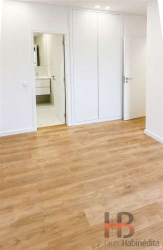 Apartamento T4 Venda em Cedofeita, Santo Ildefonso, Sé, Miragaia, São Nicolau e Vitória,Porto