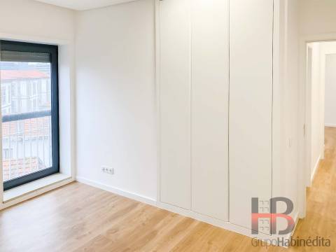 Apartamento T4 Venda em Cedofeita, Santo Ildefonso, Sé, Miragaia, São Nicolau e Vitória,Porto