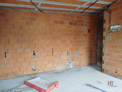 Moradia Geminada T3 Venda em Santa Maria da Feira, Travanca, Sanfins e Espargo,Santa Maria da Feira