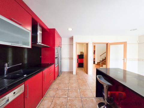 Moradia Geminada T4 Venda em Pedroso e Seixezelo,Vila Nova de Gaia