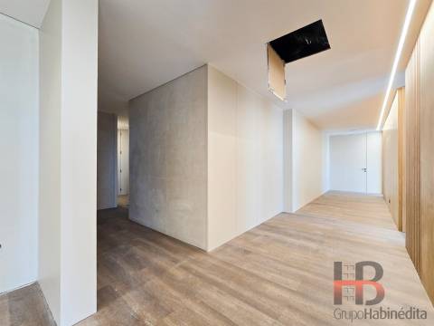 Escritório  Arrendamento em Sandim, Olival, Lever e Crestuma,Vila Nova de Gaia