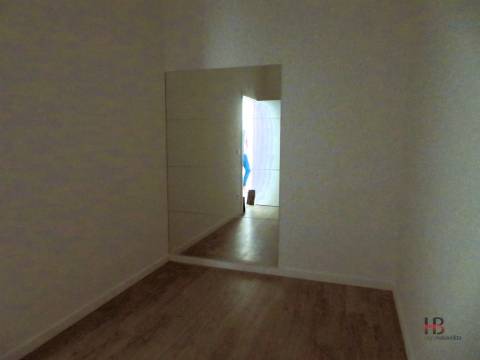 Loja  Arrendamento em Santa Maria da Feira, Travanca, Sanfins e Espargo,Santa Maria da Feira