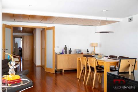 Apartamento T4 Arrendamento em Aldoar, Foz do Douro e Nevogilde,Porto