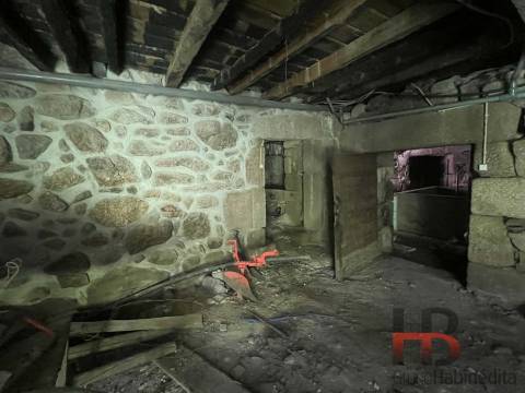 Moradia Rústica T3 Venda em Castelões,Tondela