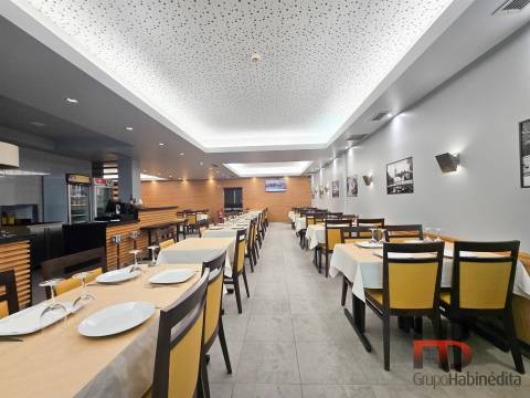 Restaurante  Trespasse em Bougado (São Martinho e Santiago),Trofa