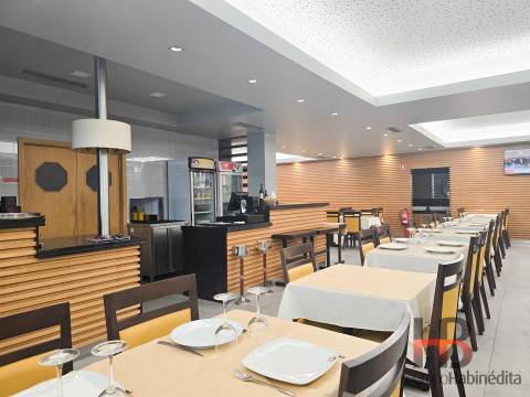 Restaurante  Trespasse em Bougado (São Martinho e Santiago),Trofa