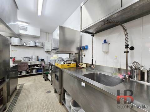 Restaurante  Trespasse em Bougado (São Martinho e Santiago),Trofa