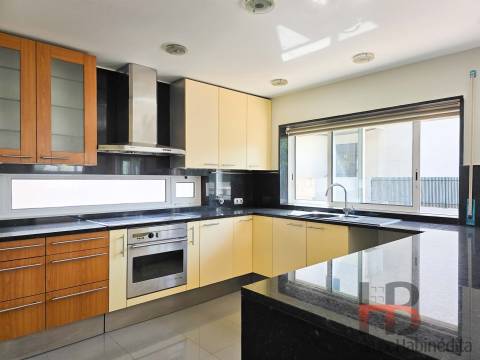 Moradia T4 Venda em Cidade da Maia,Maia