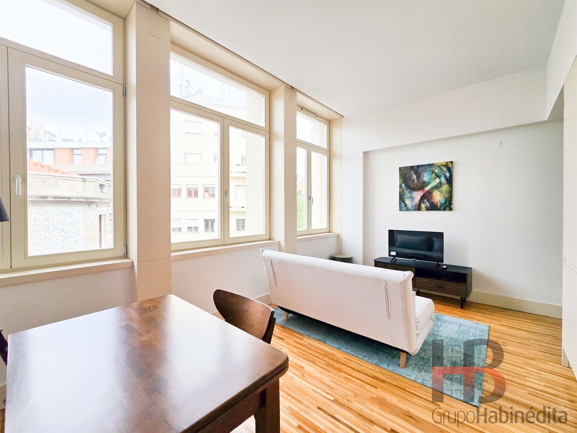 Apartamento T1 Arrendamento em Cedofeita, Santo Ildefonso, Sé, Miragaia, São Nicolau e Vitória,Porto