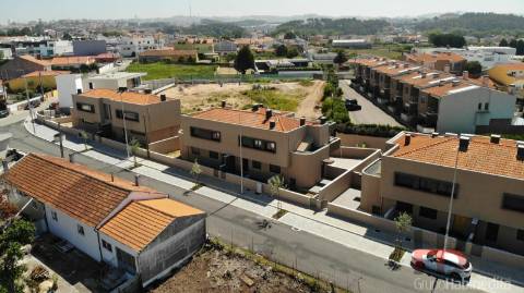Moradia T4 Venda em Madalena,Vila Nova de Gaia