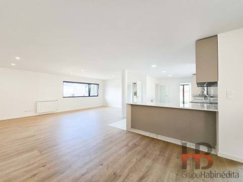 Moradia T4 Venda em Madalena,Vila Nova de Gaia